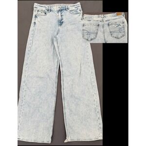 American Eagle Jeans Womens Size 10 Light Wash Super High Rise Baggy Wide Leg